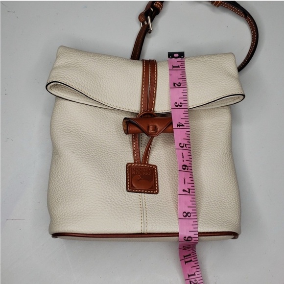 Dooney & Bourke Cream and Brown Crossbody toggle Bag festival boho - Picture 12 of 13
